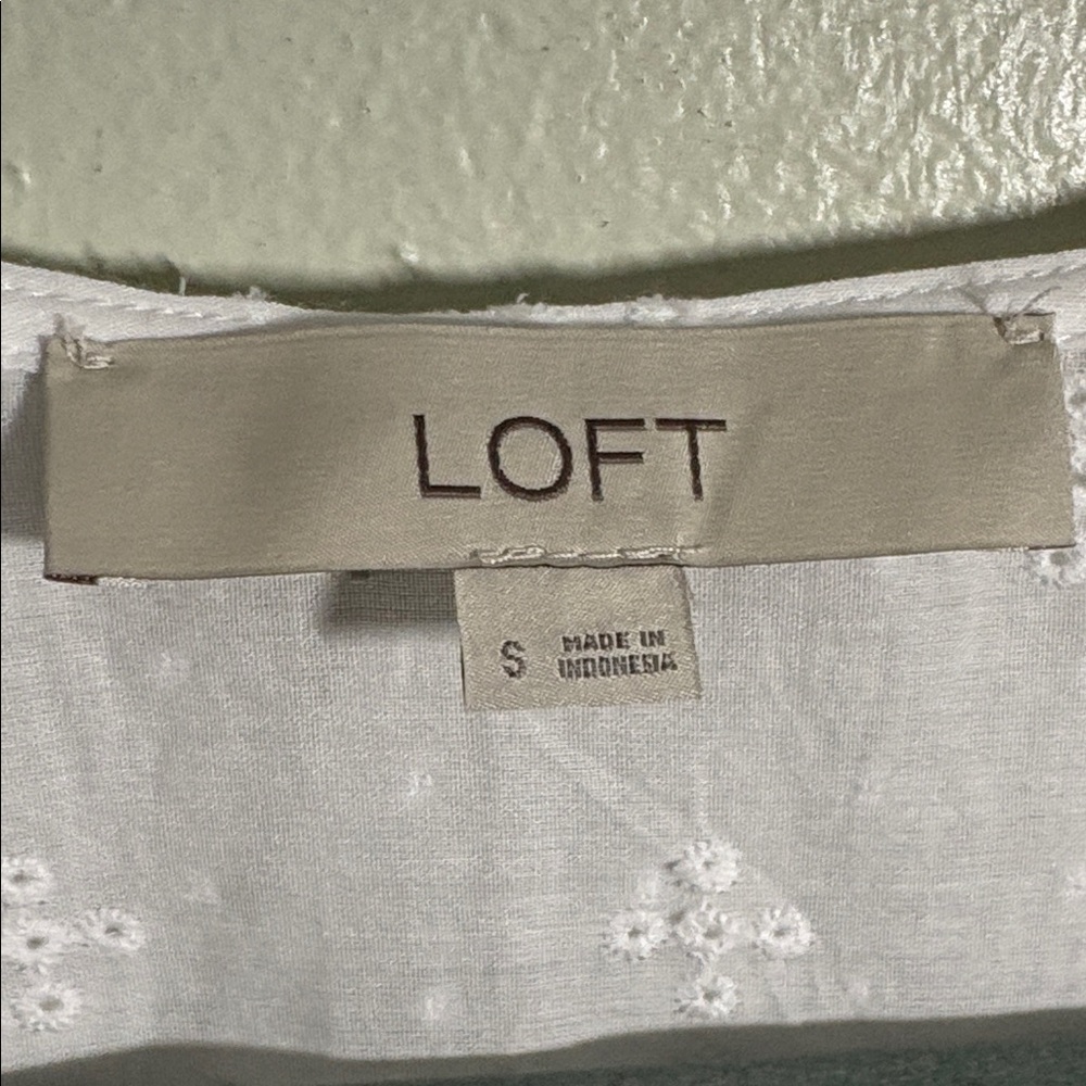 LOFT White Eyelet Ruffle Blouse - Picture 2 of 3